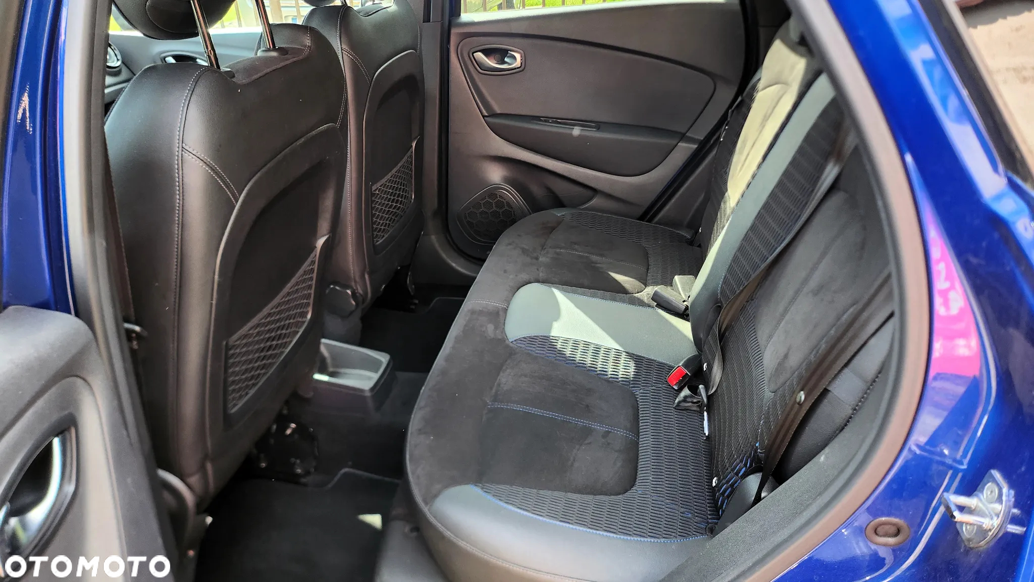 Renault Captur 1.3 Energy TCe Initiale Paris EDC - 9