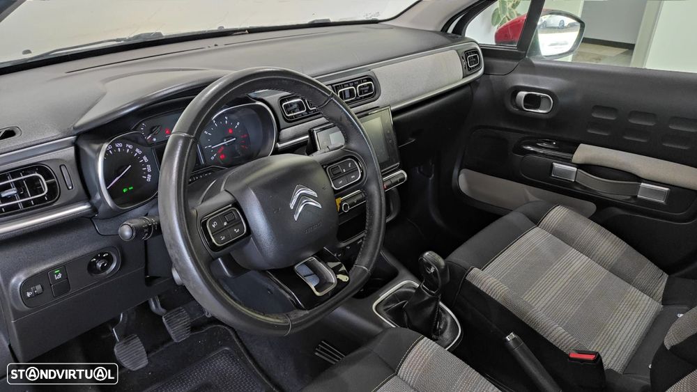 Citroën C3 1.2 PureTech Shine - 17