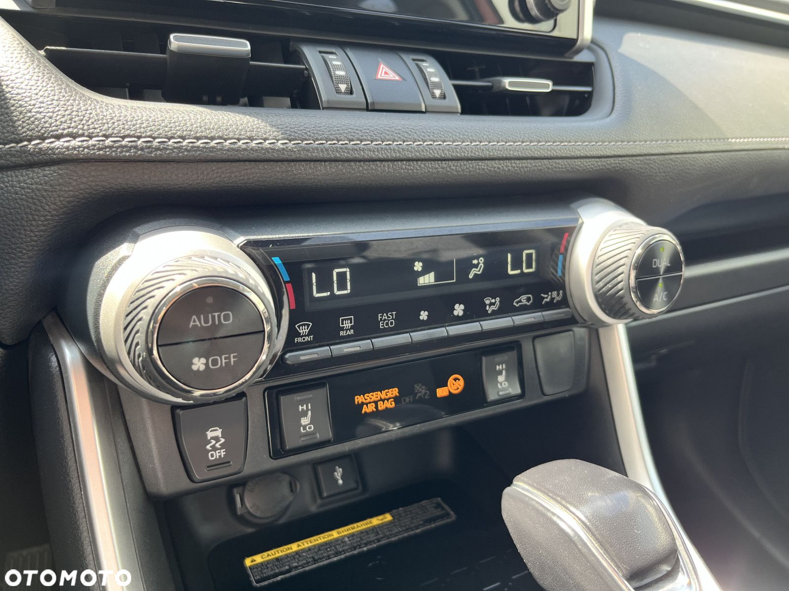 Toyota RAV4 - 18