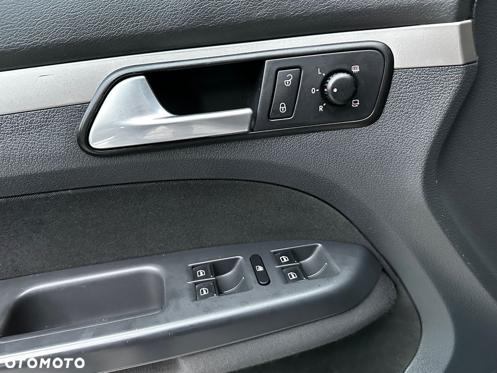 Volkswagen Touran 1.9 TDI United - 23