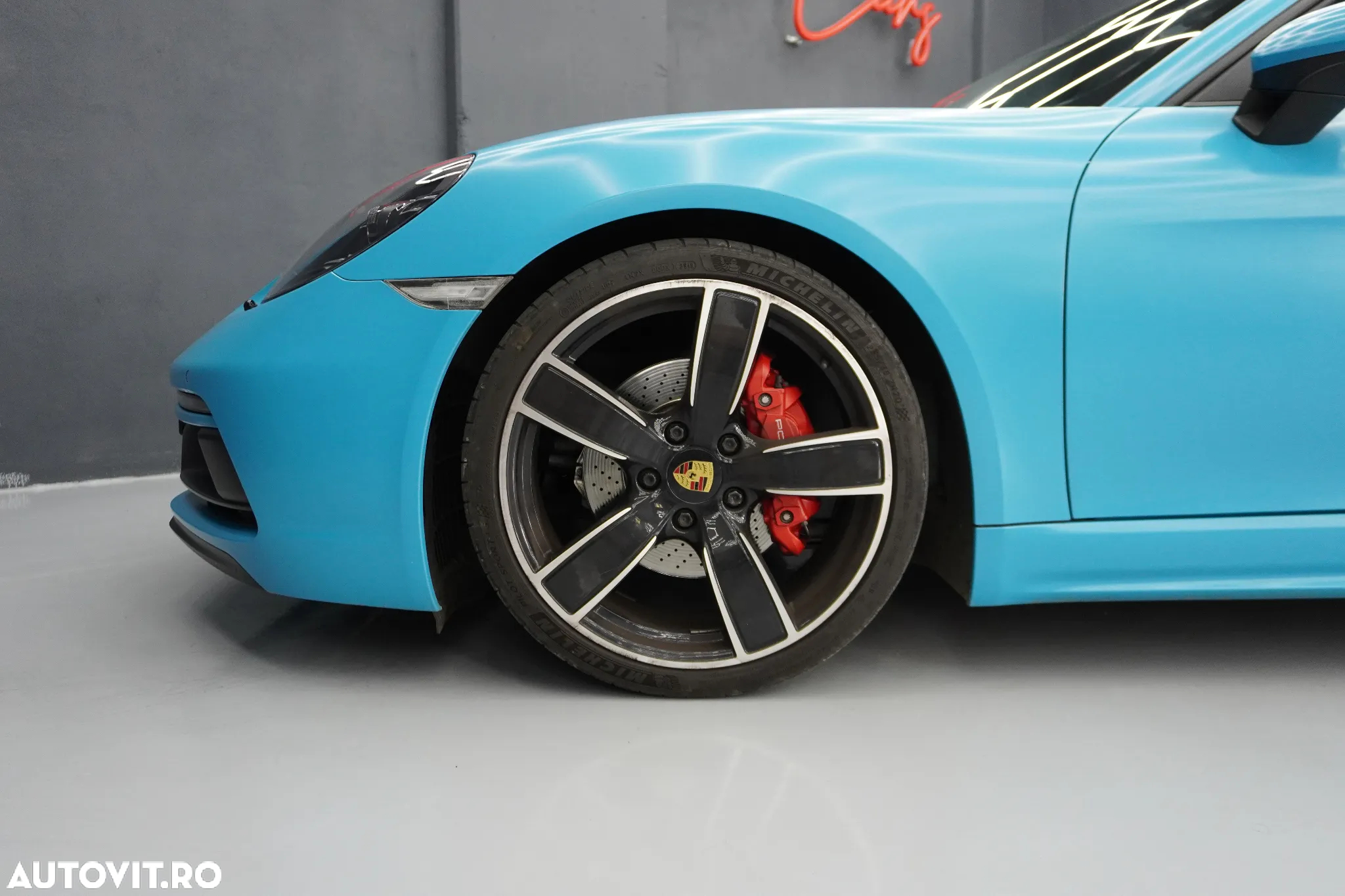 Porsche Boxster 718 GTS PDK - 17