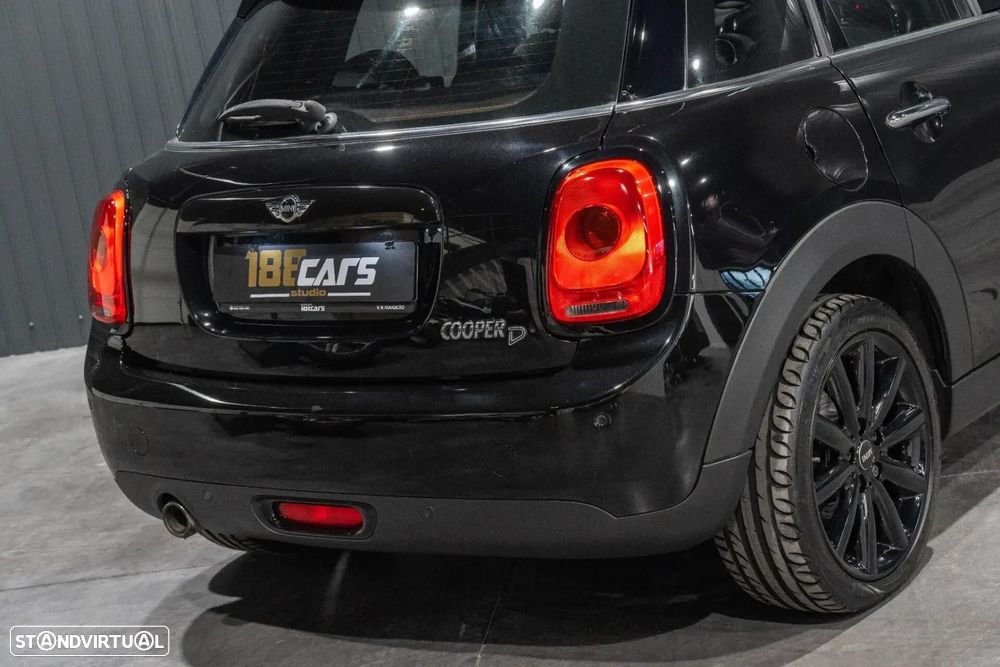MINI 5 Portas Cooper D - 44