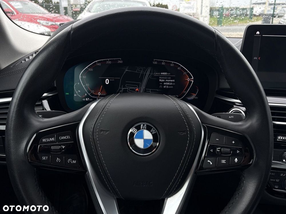 BMW Seria 5 - 17