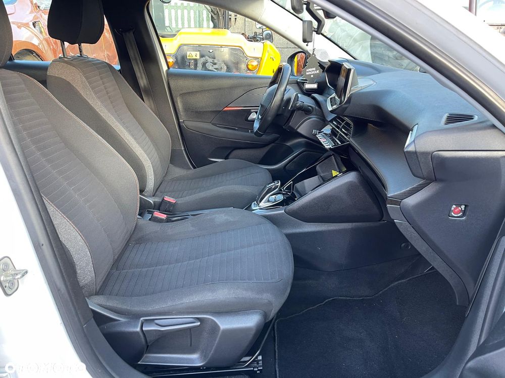 Peugeot 208 PureTech 100 EAT8 Allure Pack - 27