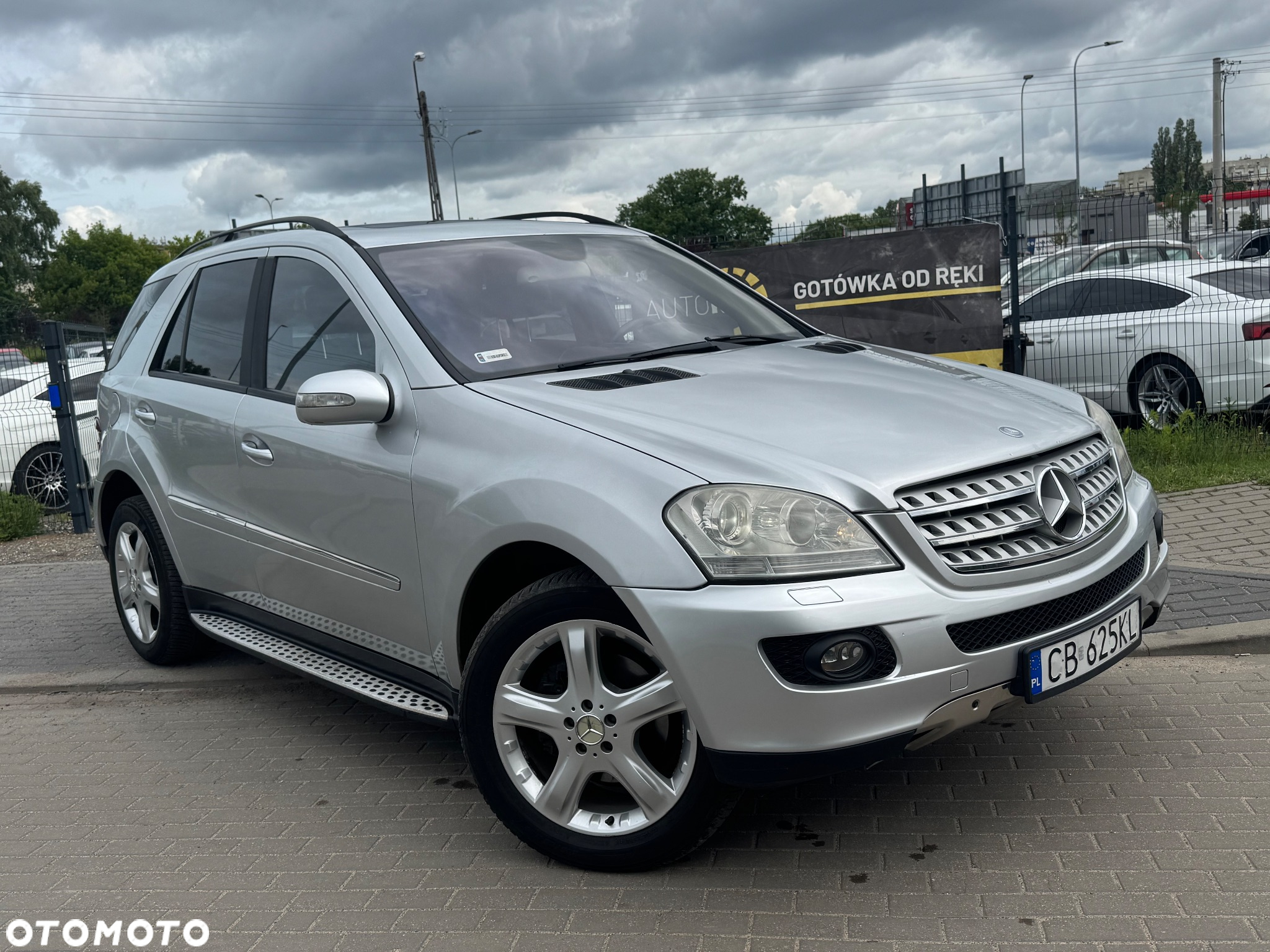 Mercedes-Benz ML 350 4MATIC 7G-TRONIC - 3