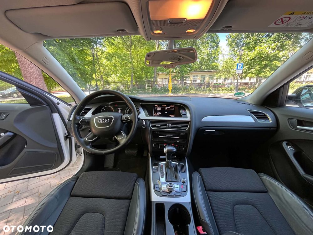 Audi A4 Avant 2.0 TDI DPF clean diesel multitronic S line Sportpaket - 10