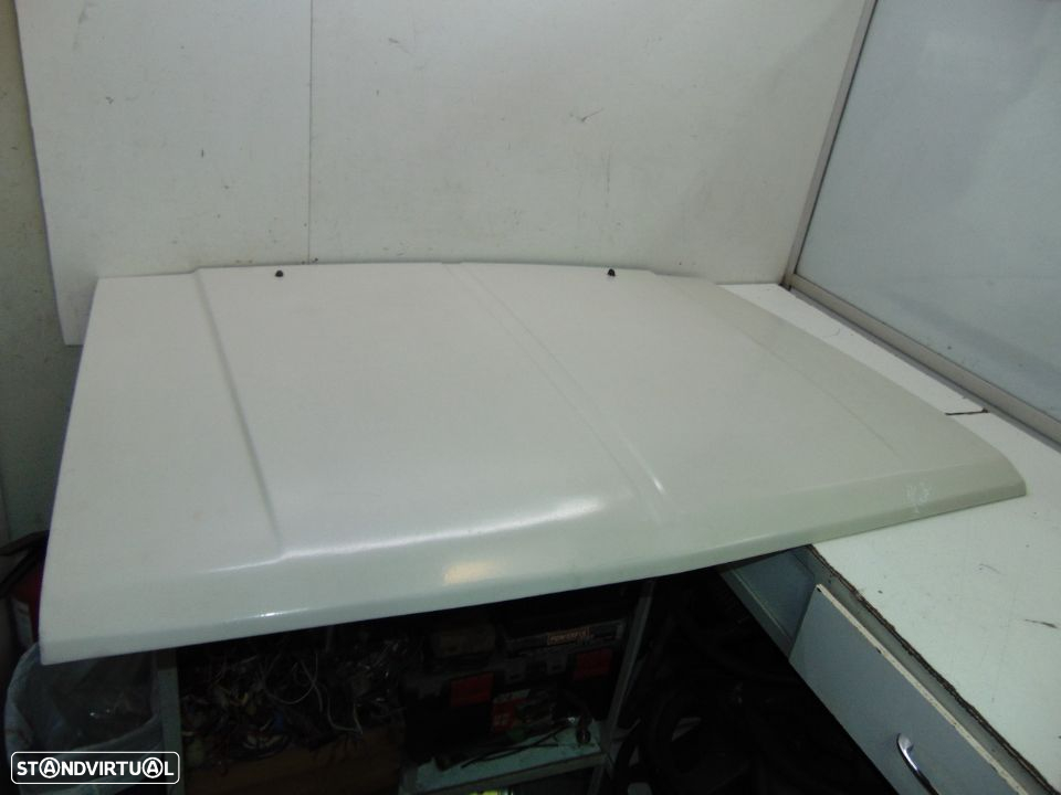 Nissan 720 pick up capot - 3