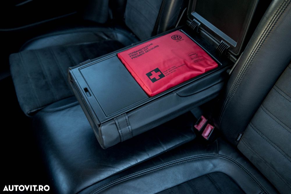 Volkswagen Passat 1.6 TDI DPF BlueMotion Technology Highline - 40