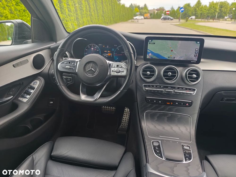 Mercedes-Benz GLC 220 d 4Matic 9G-TRONIC AMG Line Plus - 15