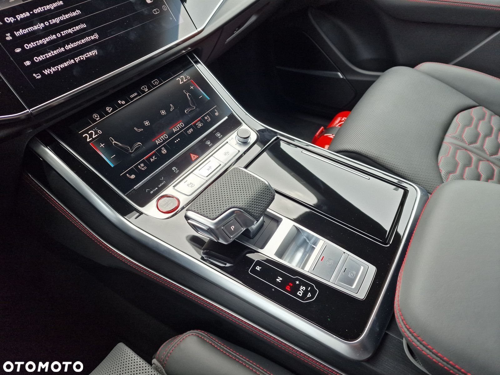 Audi RS Q8 - 25