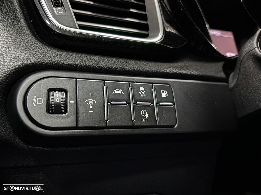 Kia Ceed SW 1.6 GDi PHEV Drive 6DCT - 18