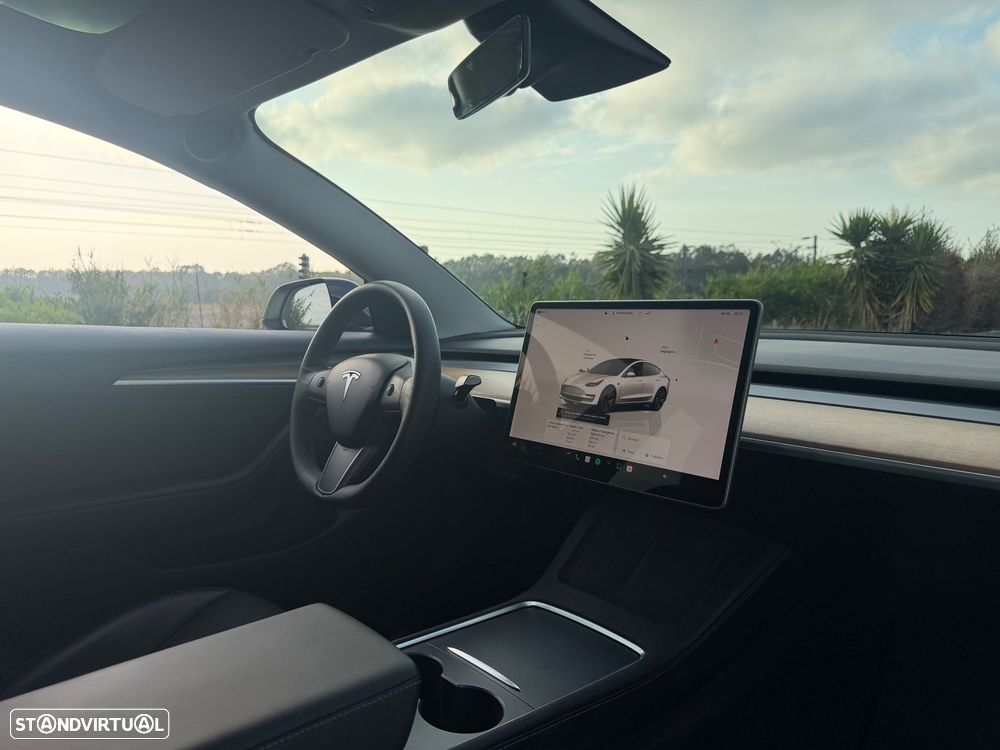 Tesla Model 3 Standard Range Plus RWD - 14