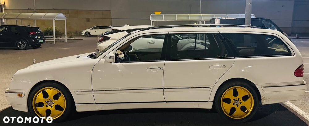 Mercedes-Benz Klasa E 320 T 4-Matic Avantgarde - 8