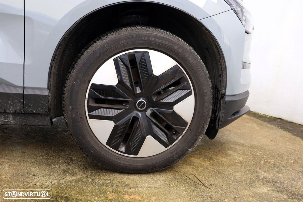 Volvo EX30 51 kWh Single Motor Plus - 7