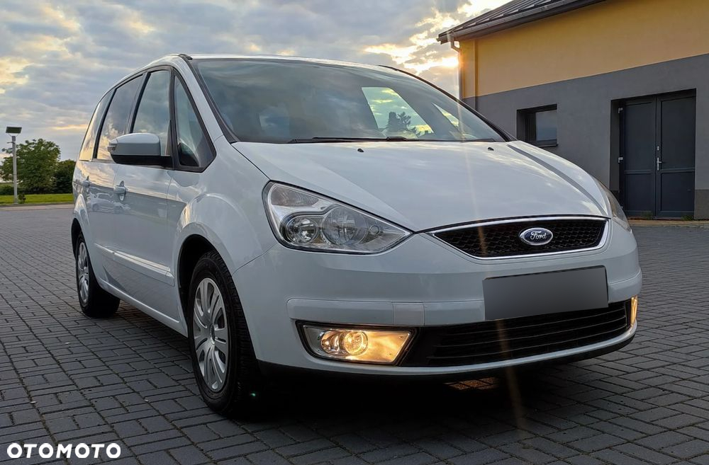 Ford Galaxy 1.8 TDCi Ambiente - 3