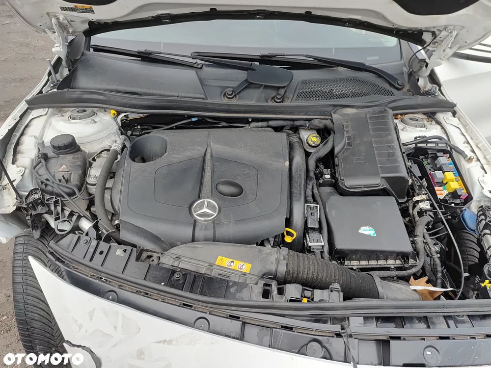 Mercedes-Benz GLA - 27