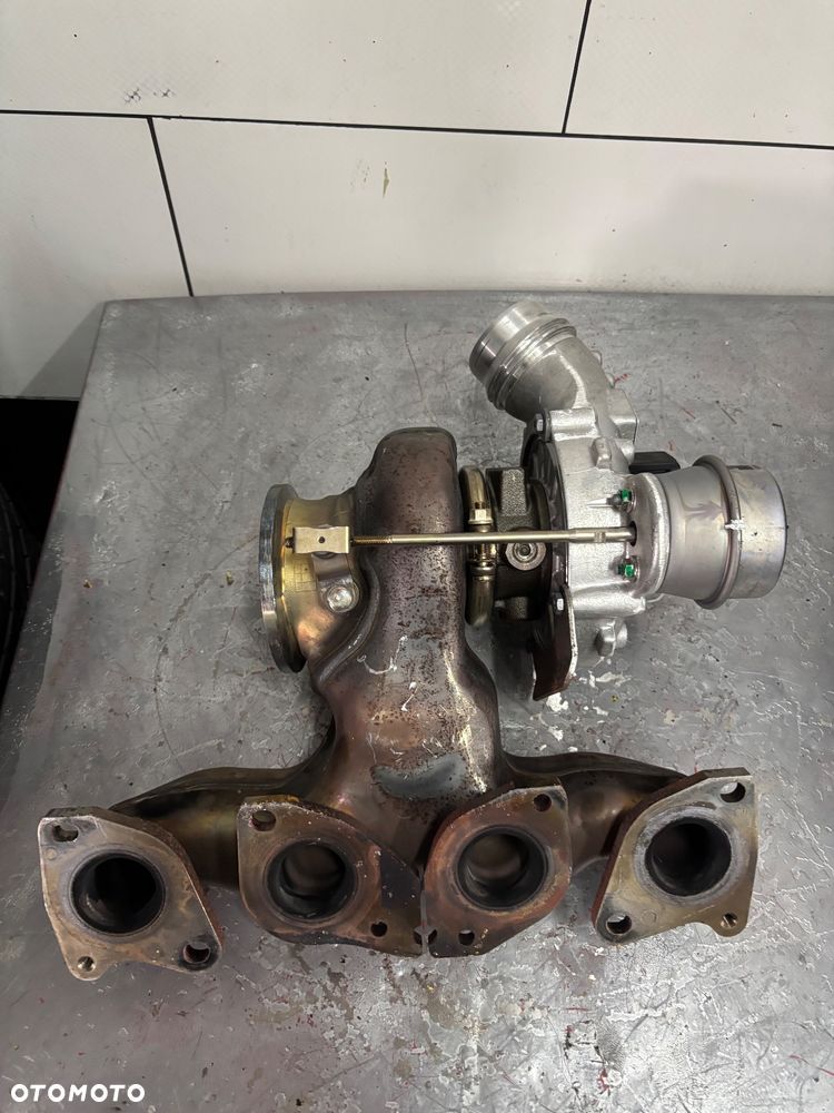 VOLVO XC60 TURBOSPRĘŻARKA TURBO TURBINA 18559700018 - 5