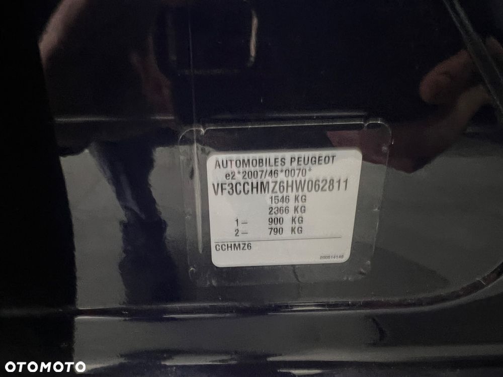 Peugeot 208 - 29