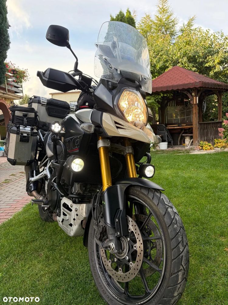 Suzuki V-STROM - 9