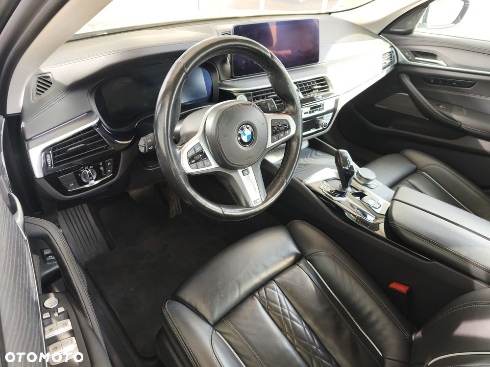 BMW Seria 5 530d xDrive Luxury Line - 6