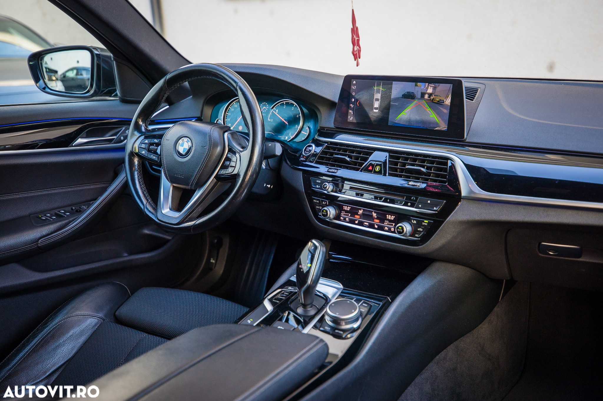 BMW Seria 5 520d Aut. M Sport Edition - 9