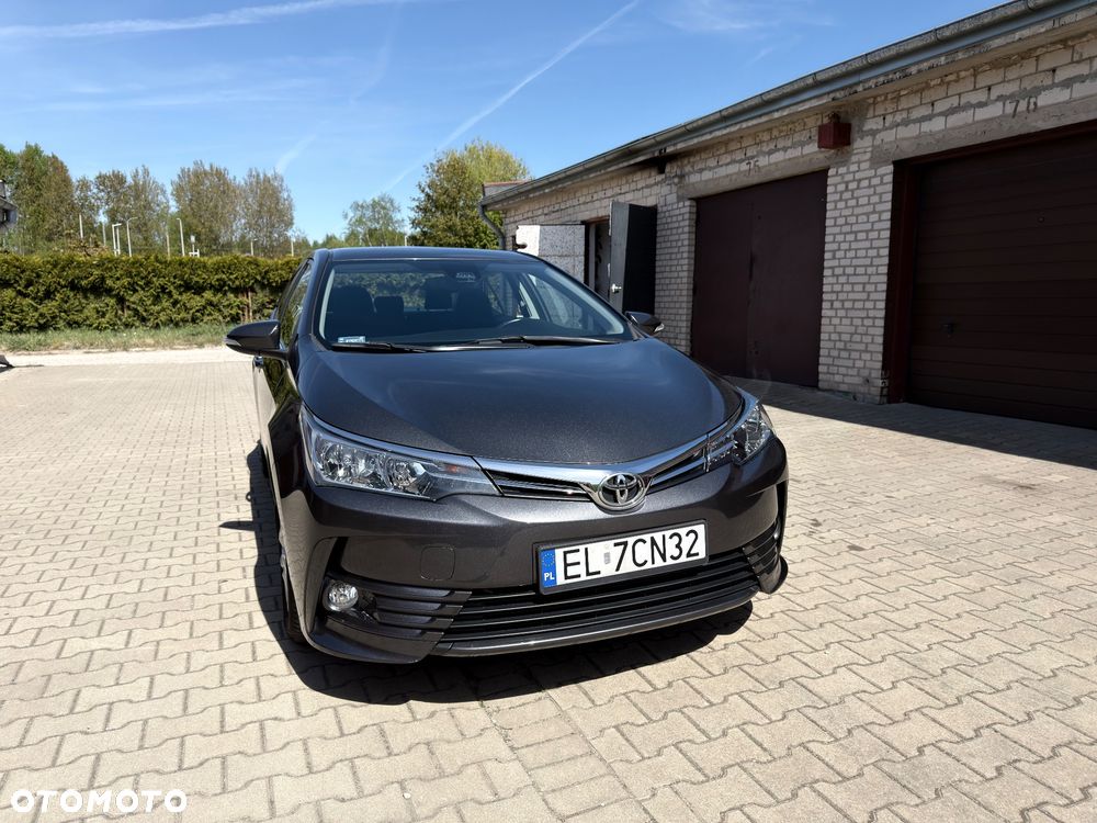 Toyota Corolla 1.6 Premium - 11