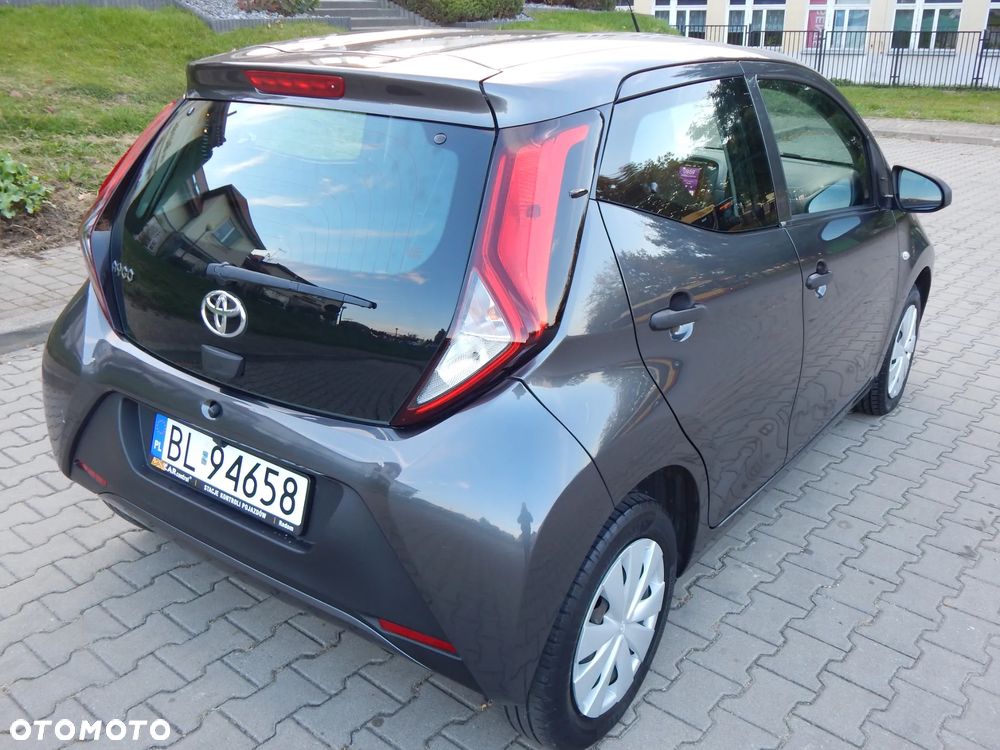 Toyota Aygo x-clusive Style Selection - 16