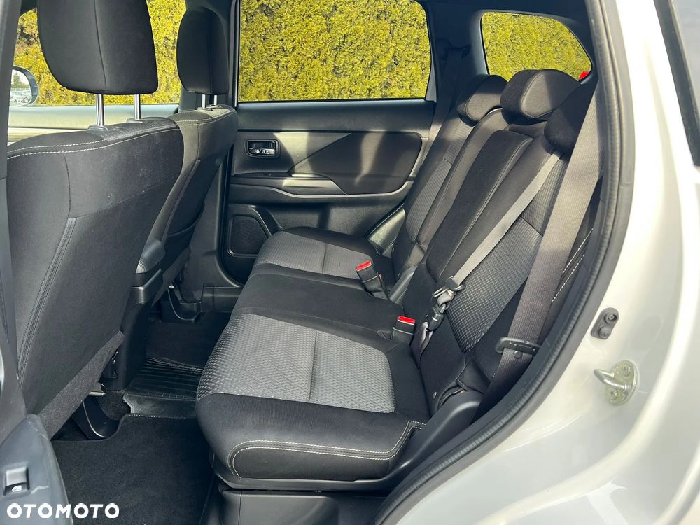 Mitsubishi Outlander 2.0 2WD CVT Diamant Edition+ - 15