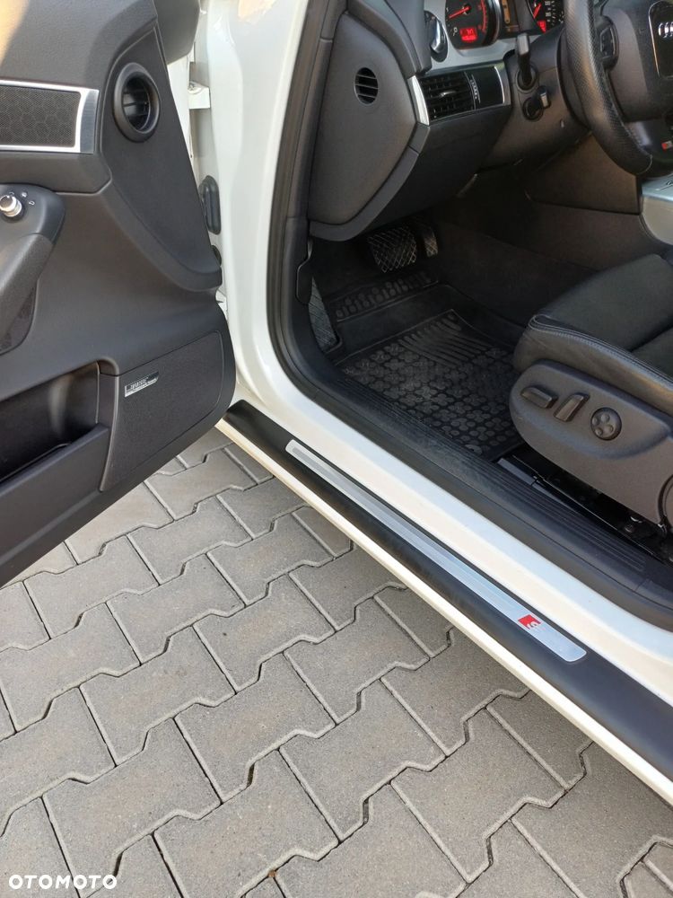 Audi A6 Avant 3.0 TDI DPF quattro tiptronic - 15