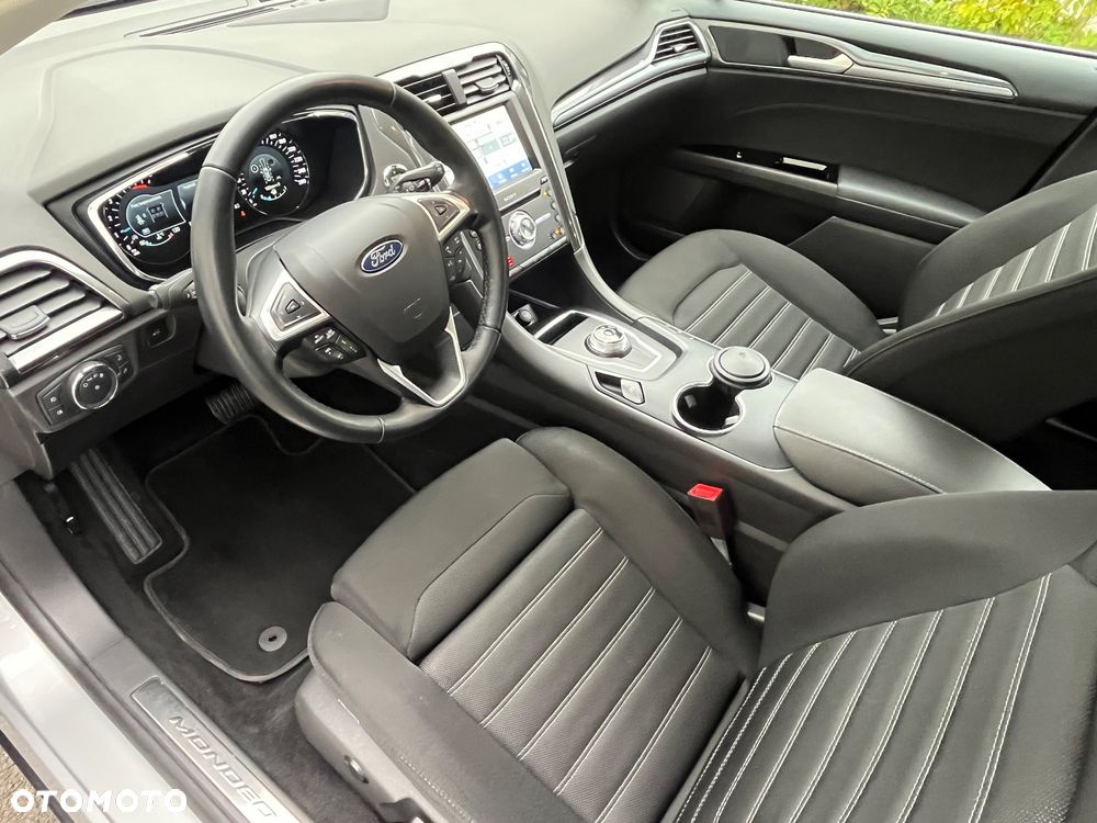 Ford Mondeo Turnier 2.0 EcoBlue Titanium - 20