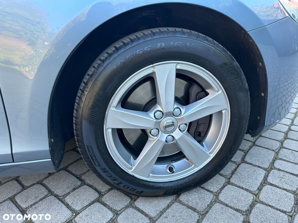 Volvo V40 D3 Drive-E Momentum - 31