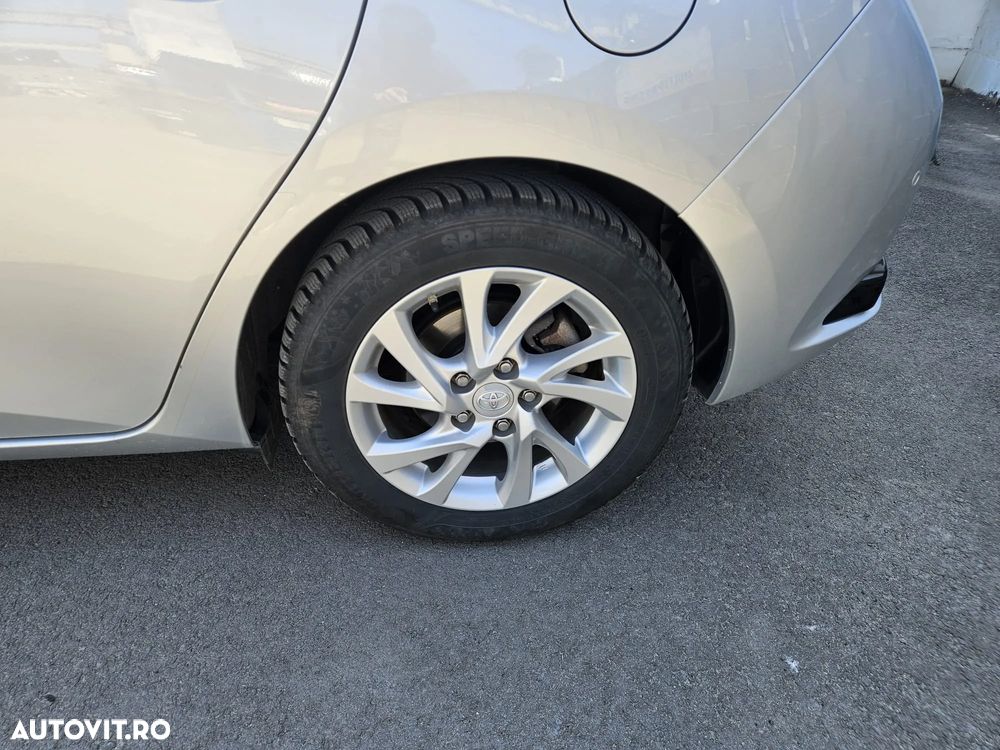 Toyota Auris - 9