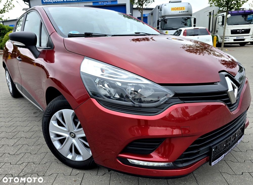 Renault Clio - 2