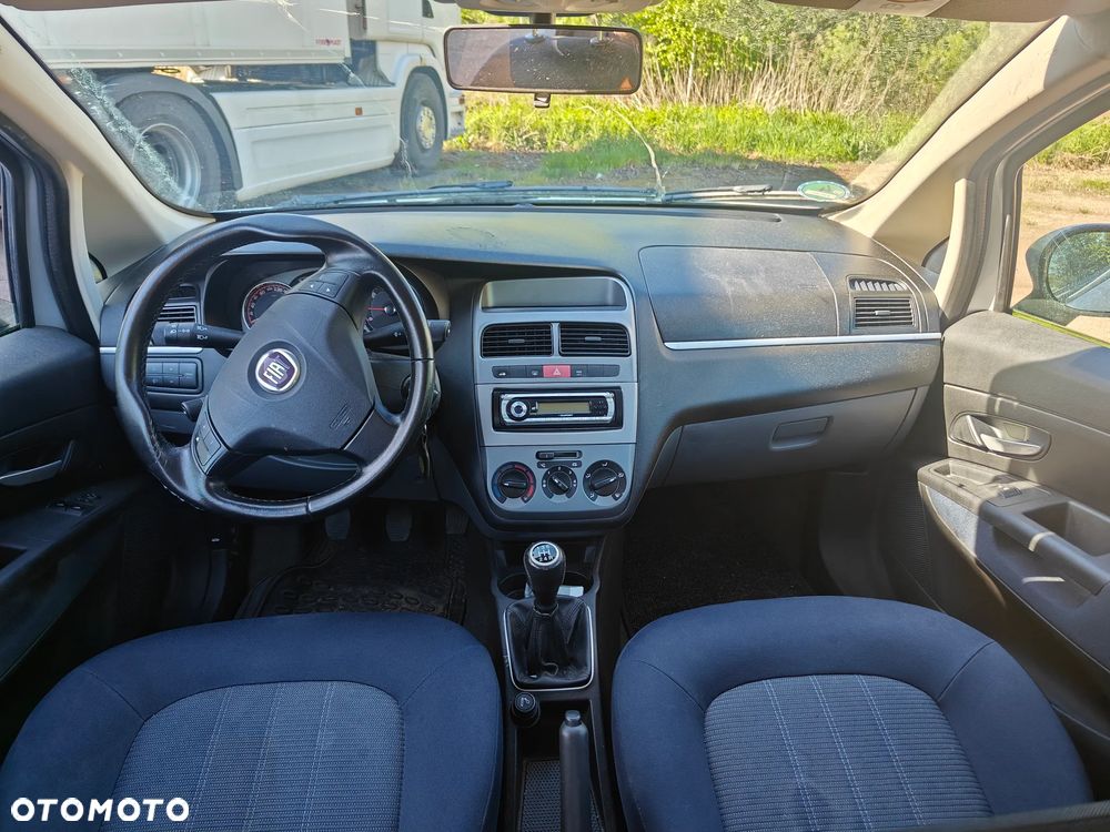 Fiat Linea 1.4 T-Jet 16V Dynamic - 11