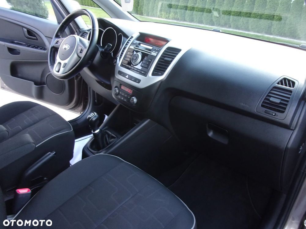 Kia Venga 1.6 CVVT ISG Edition 7 - 22