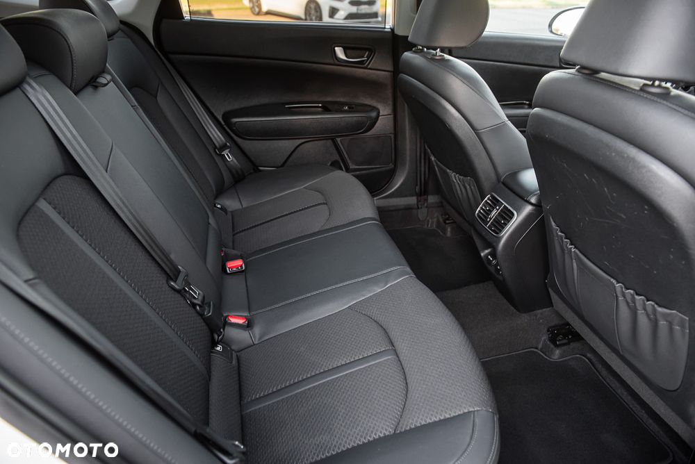 Kia Optima Sportagon 1.6 T-GDI DCT OPF GT Line - 35
