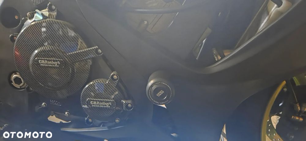 Suzuki GSX-R - 5