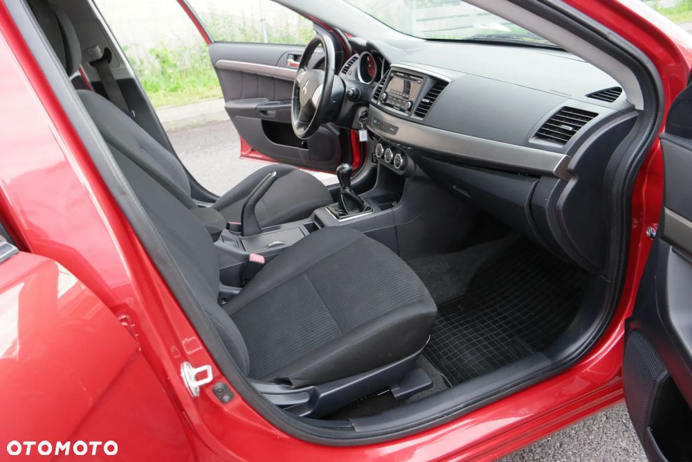 Mitsubishi Lancer - 23