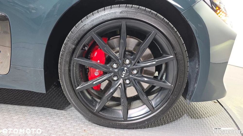 Kia Stinger 3.3 T-GDI V6 GT AWD - 8