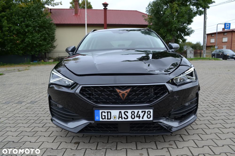 Cupra Leon Sportstourer 1.4 e-Hybrid (180 kW System) VZ CUP - 10