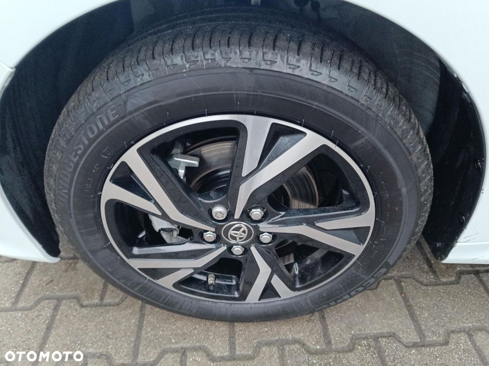 Toyota Yaris Hybrid 1.5 Style - 9