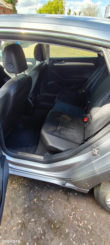 Volkswagen Arteon 2.0 TDI SCR Elegance DSG - 3