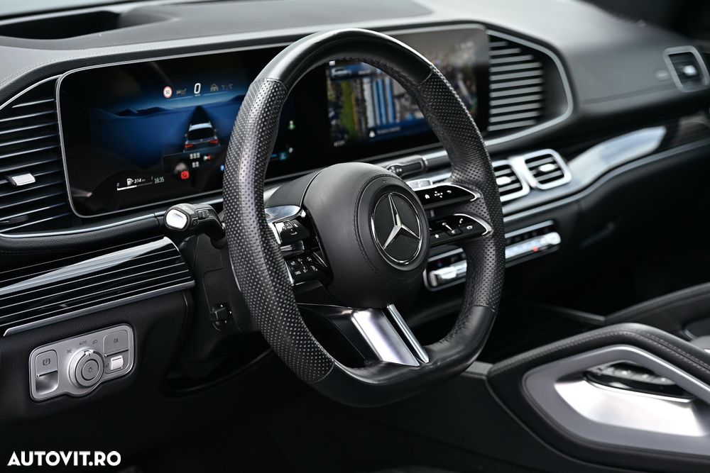 Mercedes-Benz GLS - 30