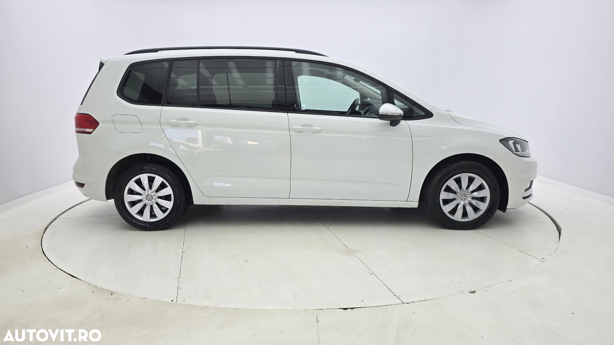 Volkswagen Touran 2.0 TDI Comfortline - 5
