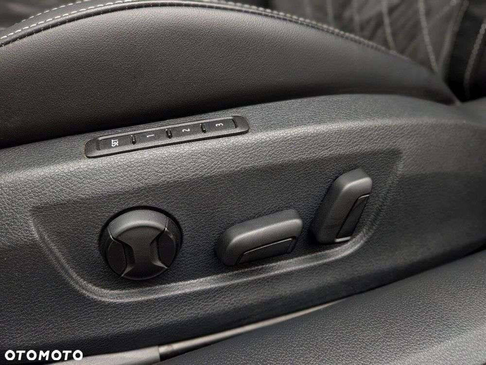 Skoda Superb 2.0 TDI SCR Sportline DSG - 10