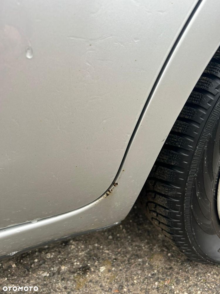 Ford Focus 1.6 TDCi FX Silver - 32