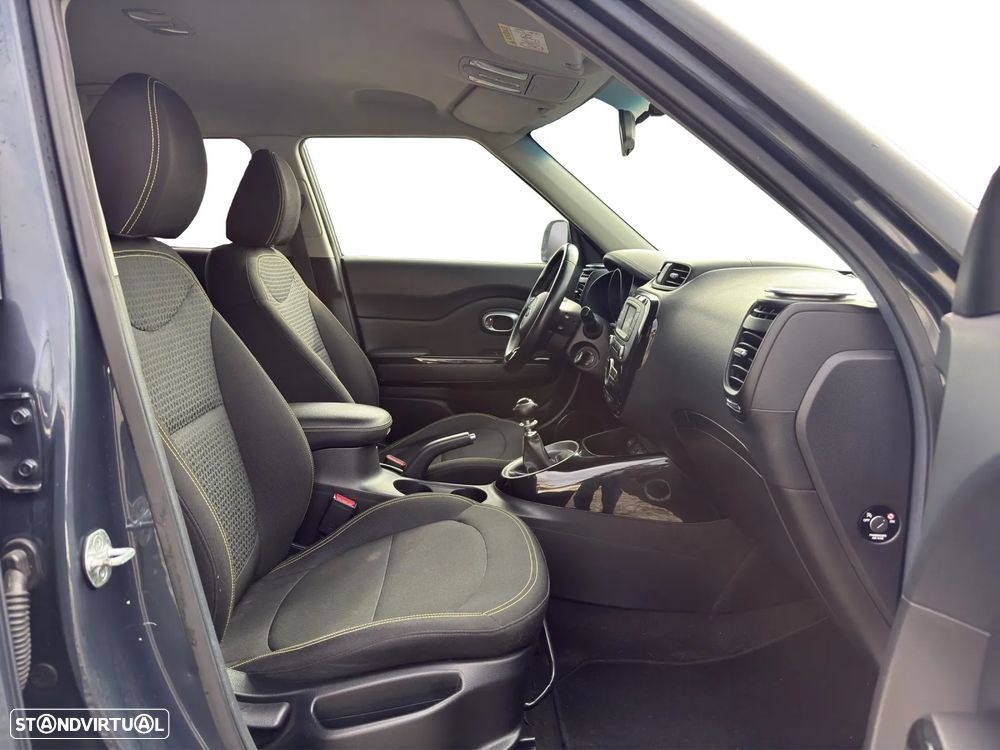 Kia Soul 1.6 CRDi TX - 14