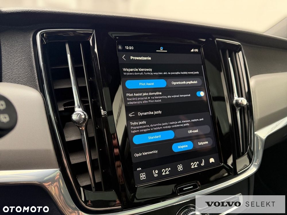 Volvo V90 Cross Country - 21