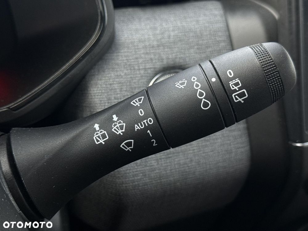 Renault Clio 1.0 TCe Evolution - 24