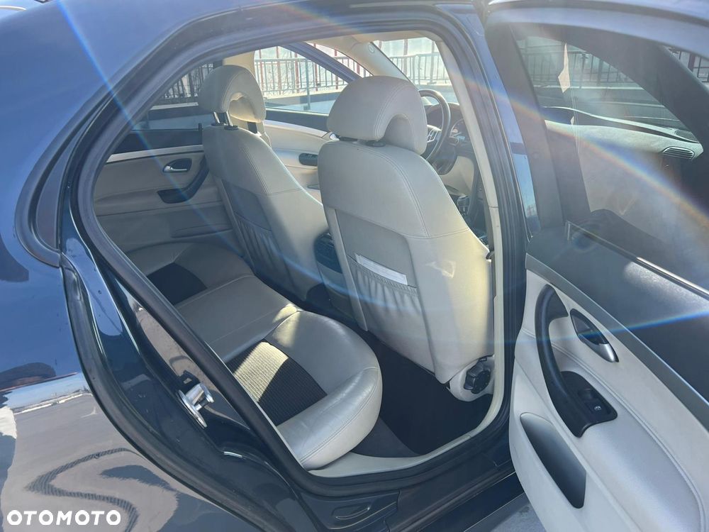 Saab 9-3 2.0T Aero - 18